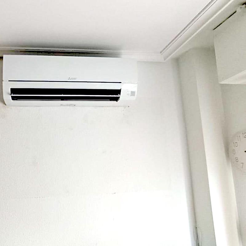 Instalacion de aire acondicionado Mitsubishi Electric MSZ-DW en Vitoria realizada por Santamarta Instalaciones
